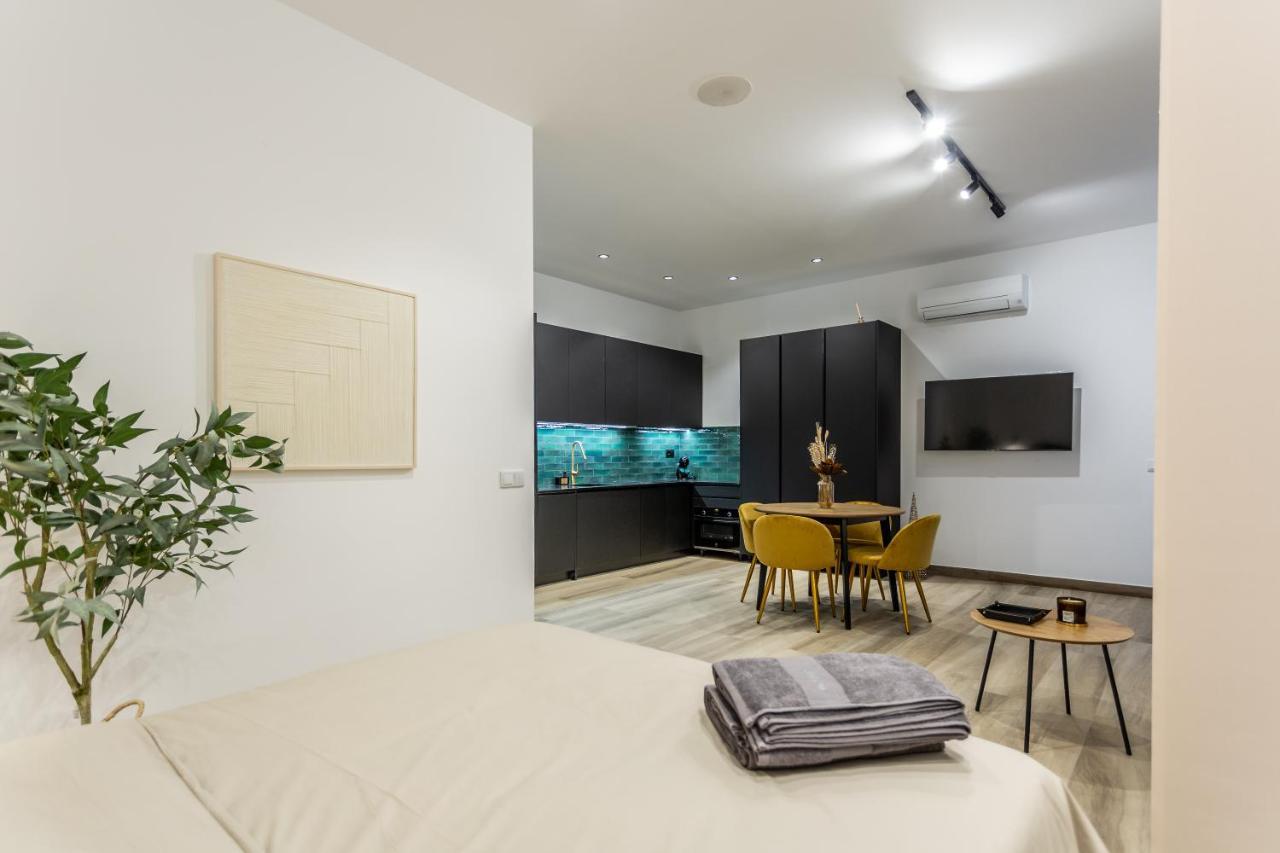 Suite Deluxe Valencia - Aiora Apartments Екстериор снимка