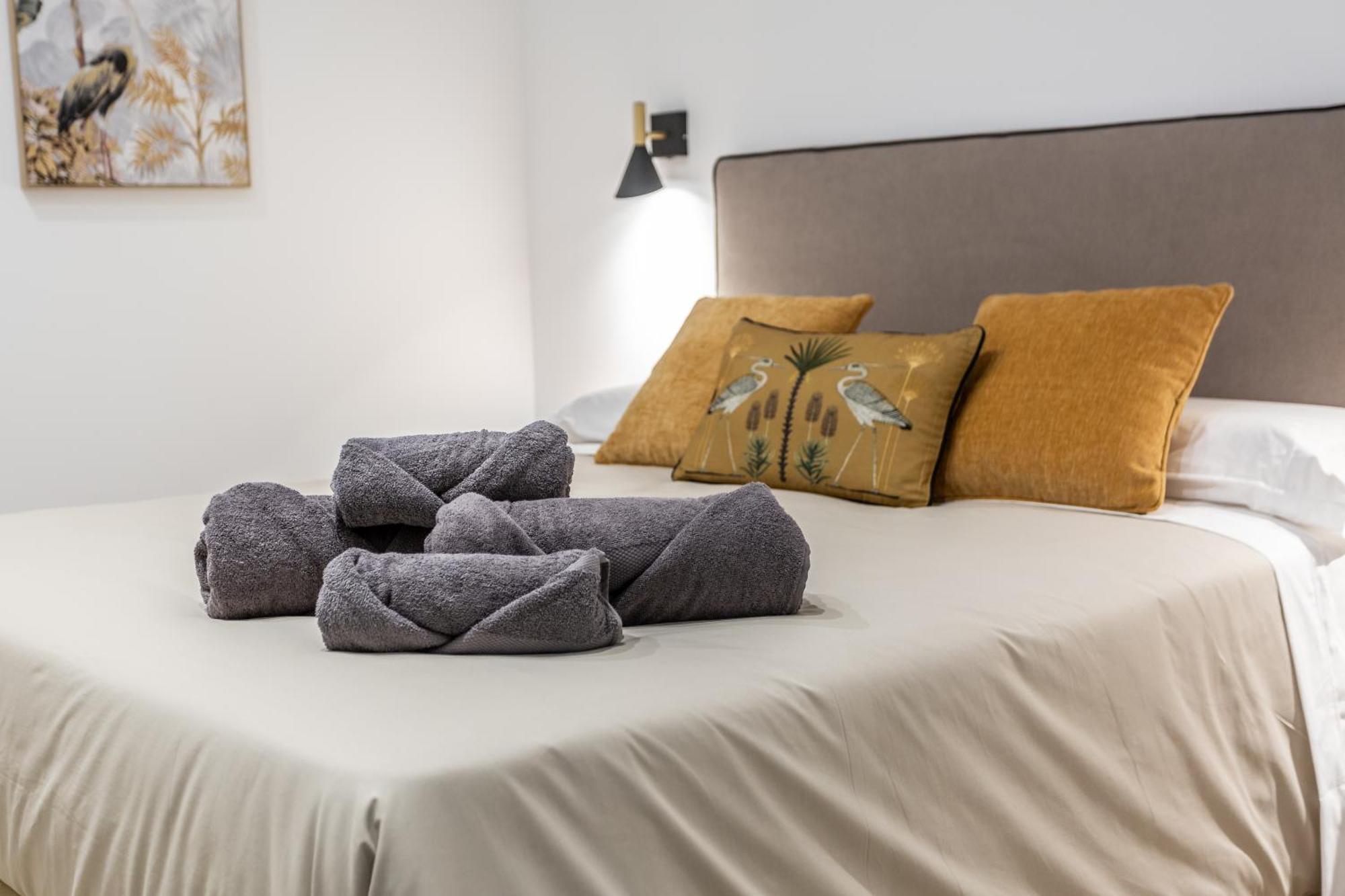 Suite Deluxe Valencia - Aiora Apartments Екстериор снимка